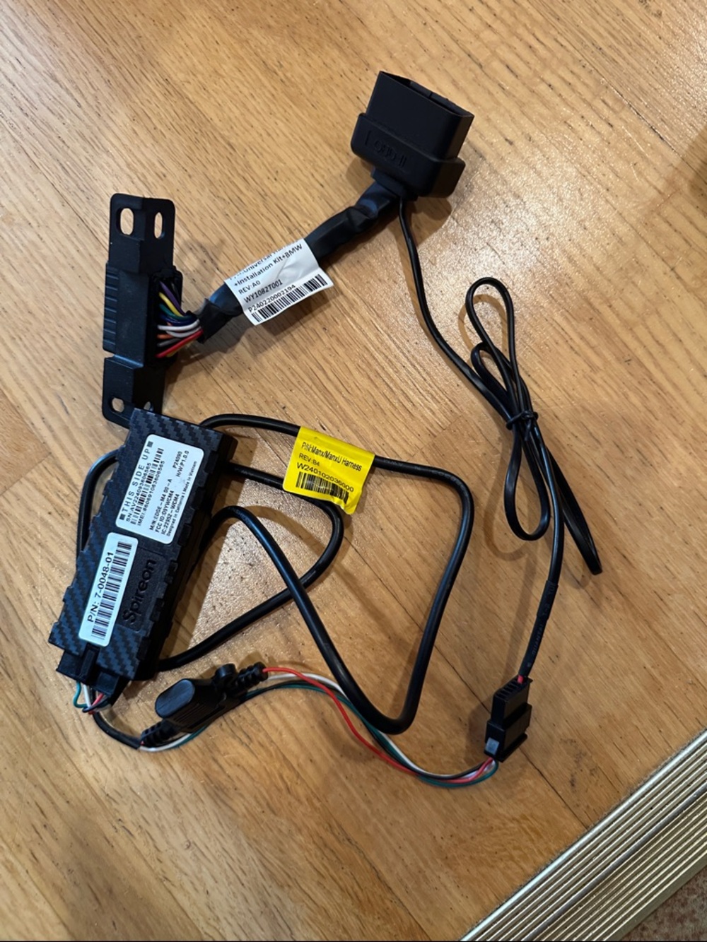 Spireon GPS tracker universal harness installation kit